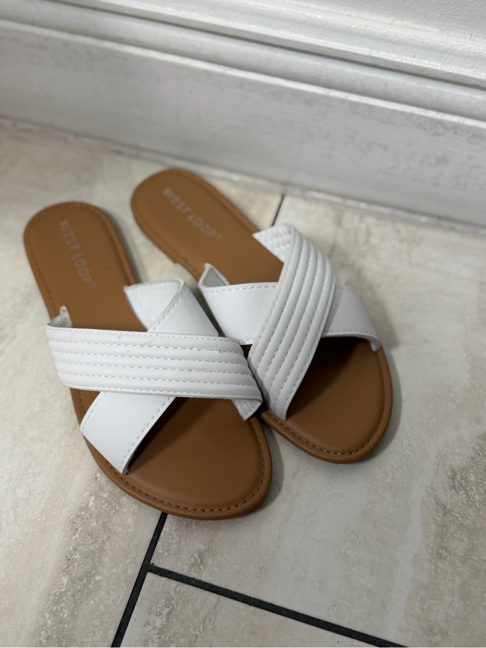 west loop White Crisscross Slide Sandals for Women